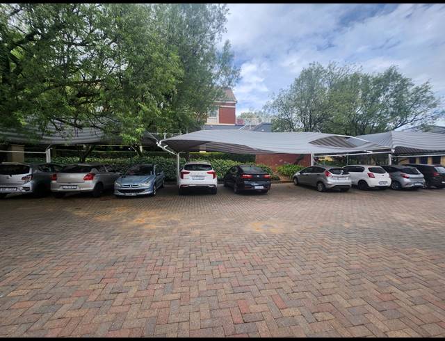 166M² OFFICE TO LET IN VORNA VALLEY